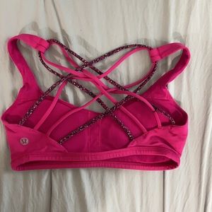 Free to be wild sports bra